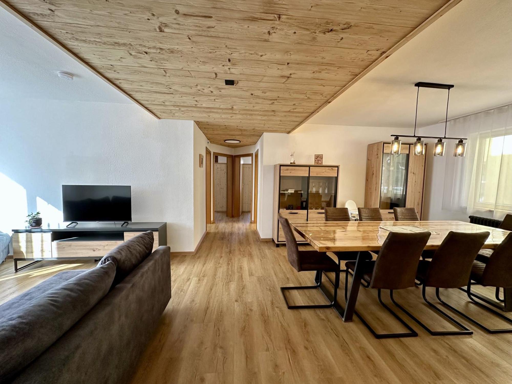 Ferienwohnung Kinzig-Chalet - Balkon - Fuer Kinder - Mit Bettwaesche & Handtuecher Schenkenzell Buitenkant foto